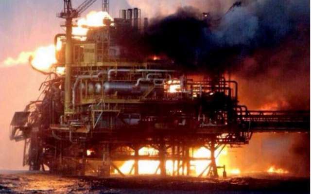 Divers suspend search for missing Oil Rocks workers